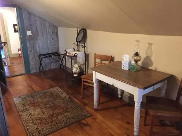 Willard Richards Bed & Breakfast 3*
